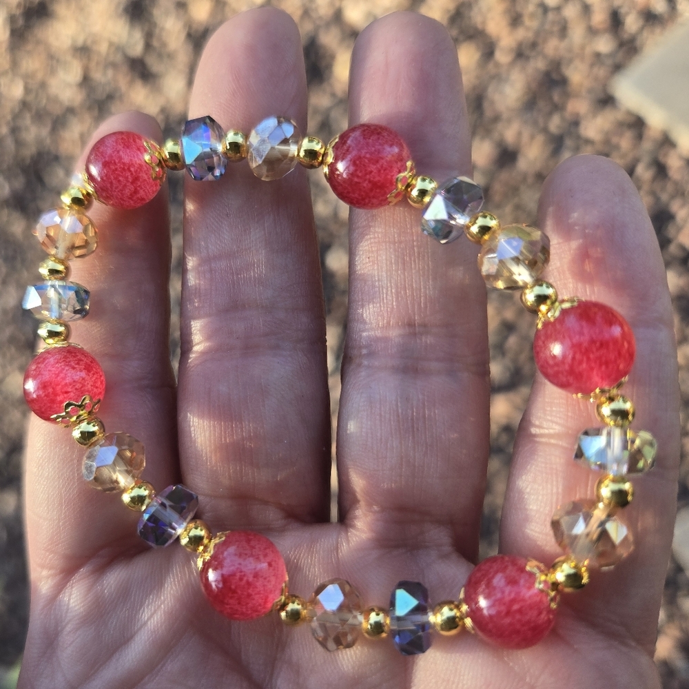 Elegant Red and Gold Beaded Bracelet